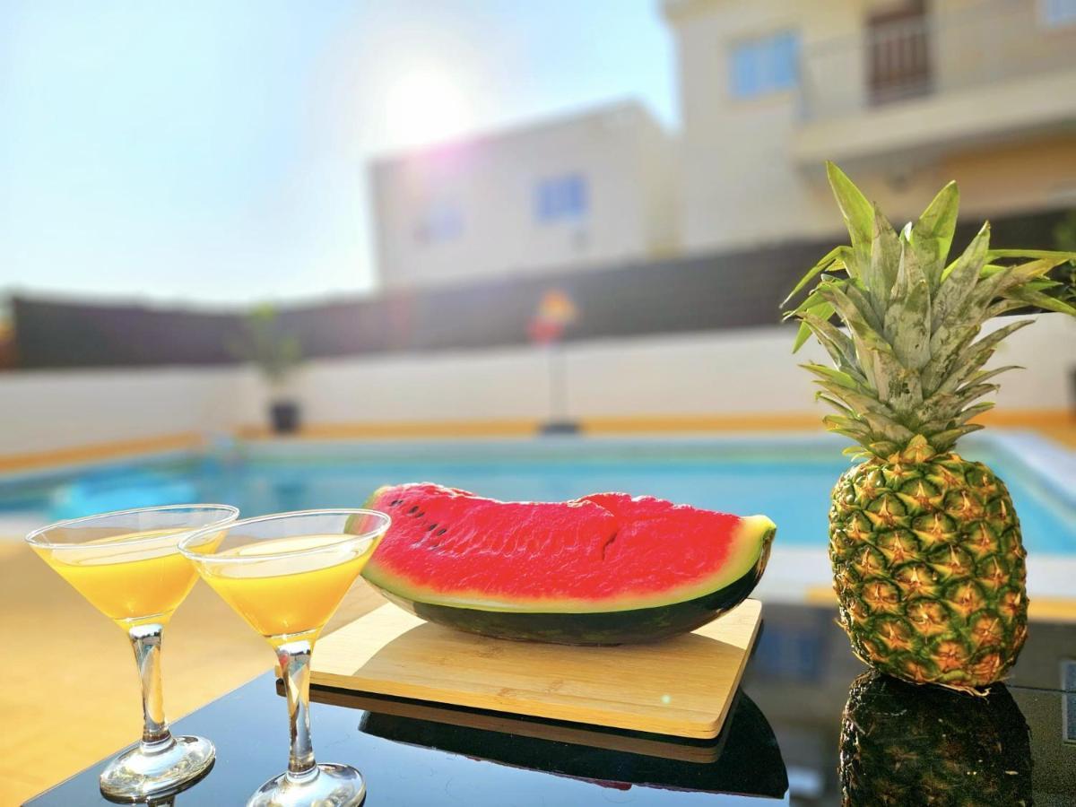 Spacious Villa With Private Pool Paphos ภายนอก รูปภาพ